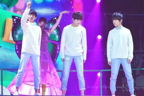 娱乐圈11月爆料,明星恋情、新剧动态、幕后黑幕大揭秘 第1张 娱乐圈11月爆料,明星恋情、新剧动态、幕后黑幕大揭秘 第1张