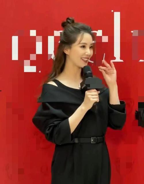 娱乐圈大瓜最新爆料漫画,揭秘明星背后的惊人真相  第1张